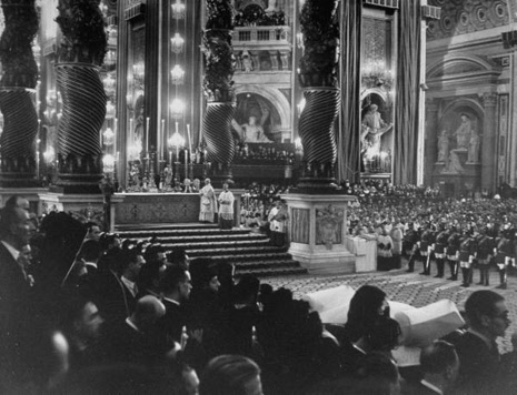Canonisation de Me. Cabrini par Pie XII - 1946