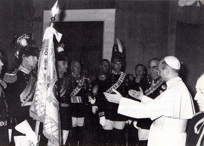 [Obrazek: Nobreza_rec_Paulo_VI_3.jpg]